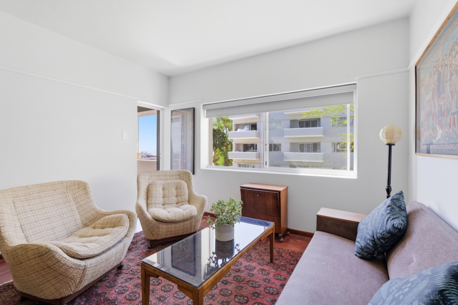 2 Bedroom Property for Sale in Sea Point Western Cape